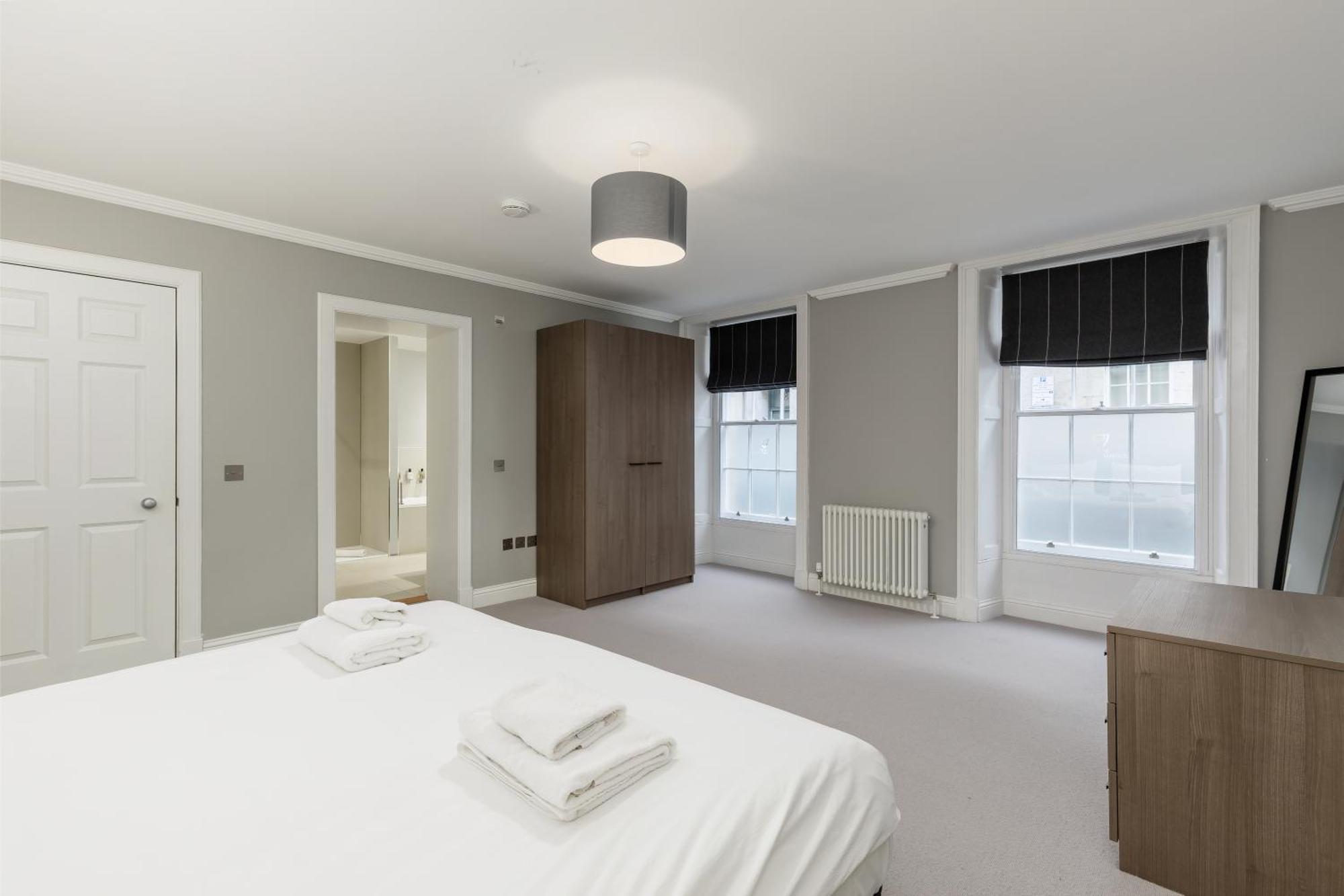 Destiny Scotland - Hill Street Apartments เอดินบะระ ภายนอก รูปภาพ